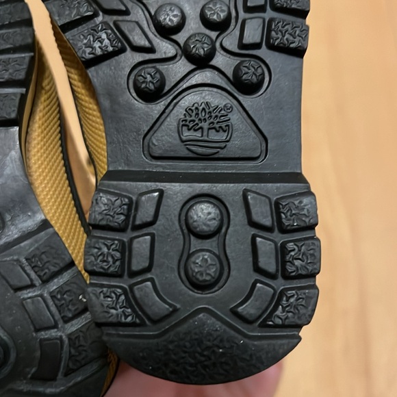 Timberland Authentic Hiker Boys Short-Shaft Boots size 5 - Picture 9 of 9